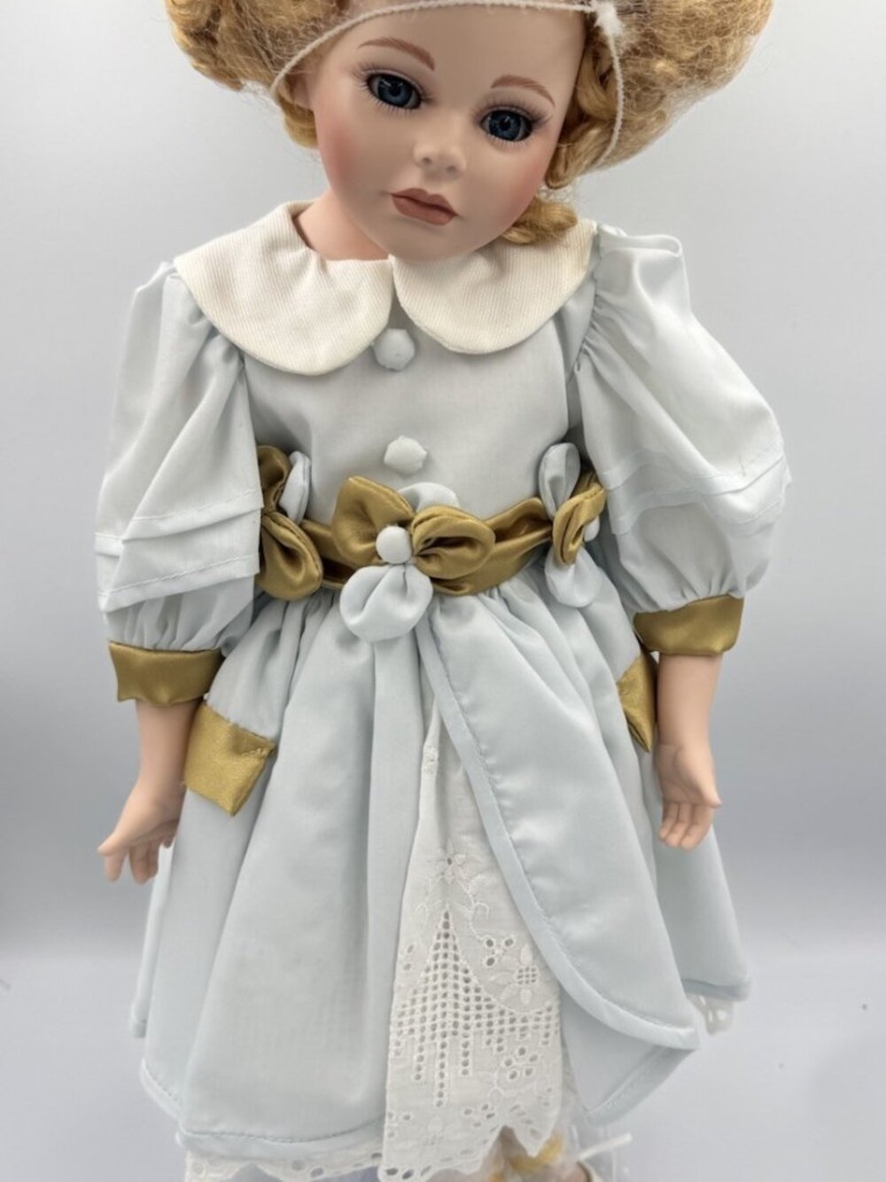 Seymour Mann Sarah Doll Signature Series Mint